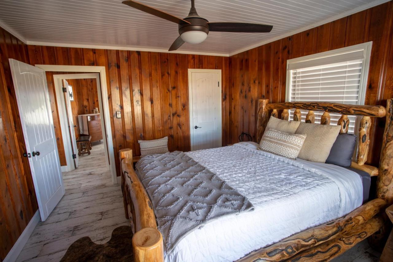 Nebo's Foot, Hiking And Biking Escape With Game Shed * Dardanelle